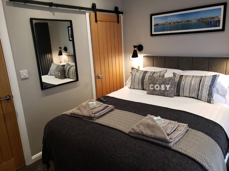 The Courtyard - Cosy, Secluded With Luxury Suite Walmer Exterior foto